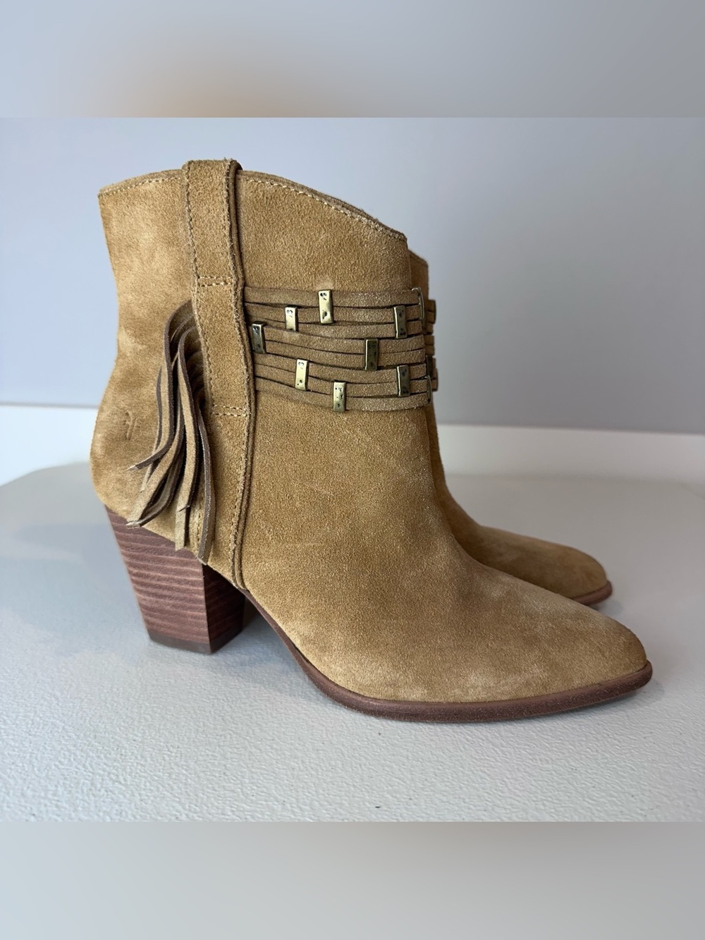 Frye Tan Brown Reed Showdown Stud Fringe Festival Western Cowgirl Booties Size 6